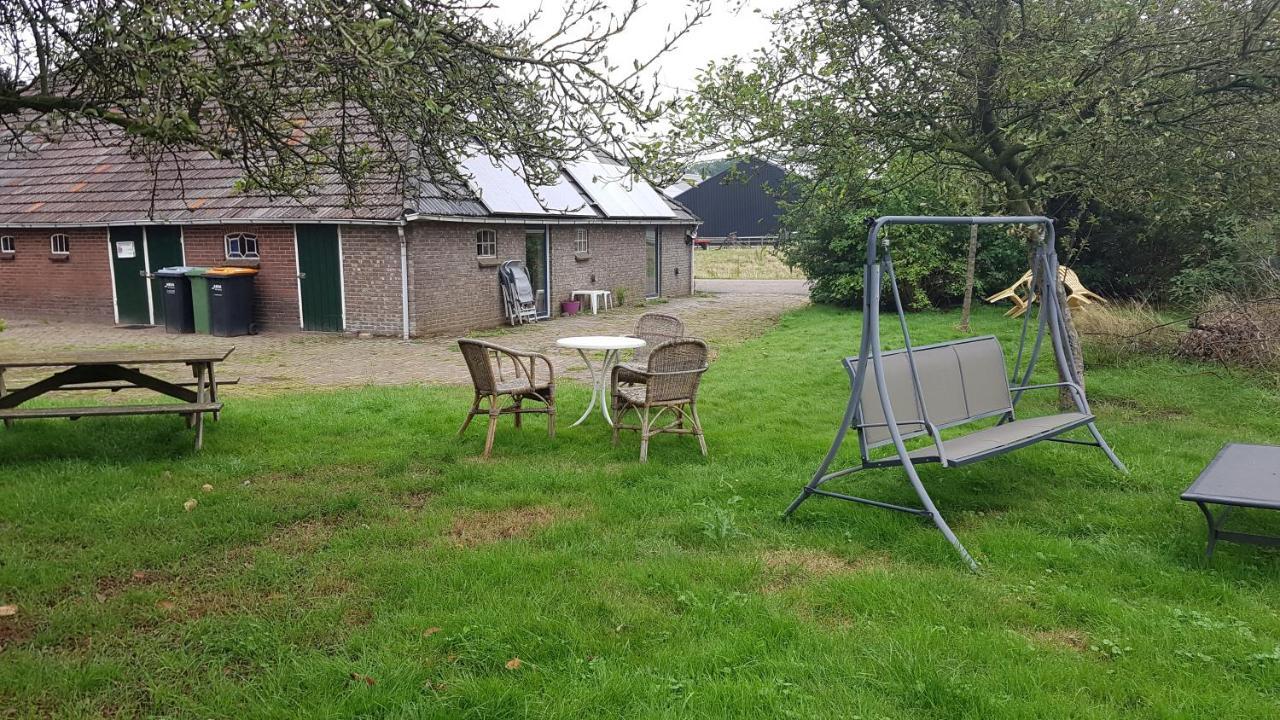 Апартаменты Logeerruimte In Gerenoveerde Boerderij In Wachtum Экстерьер фото