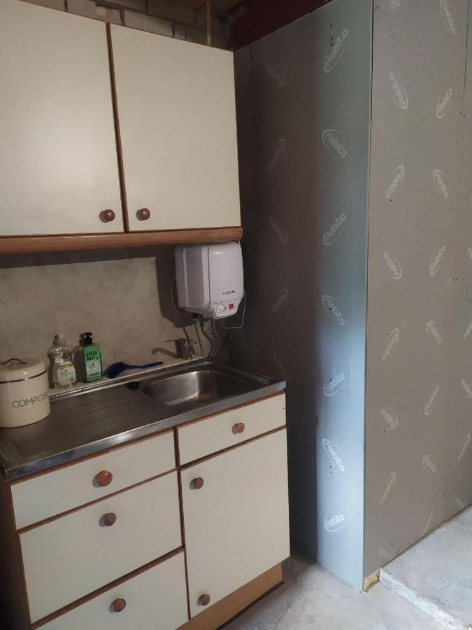 Апартаменты Logeerruimte In Gerenoveerde Boerderij In Wachtum Экстерьер фото
